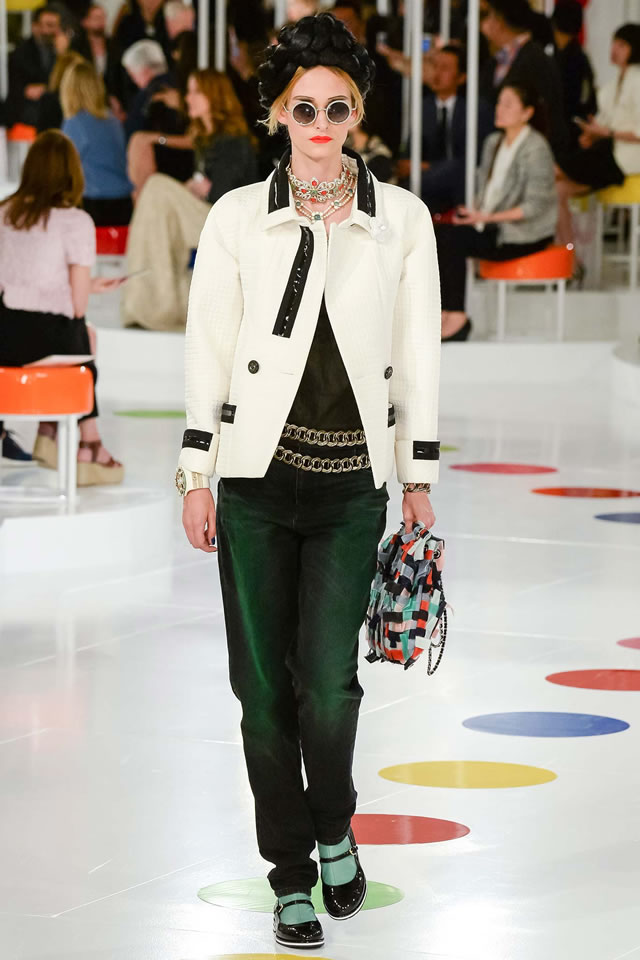 2016 CHANEL   Resort Collection