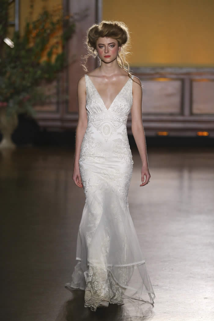 RTW 2016 Claire Pettibone Fall Bridal  Collection