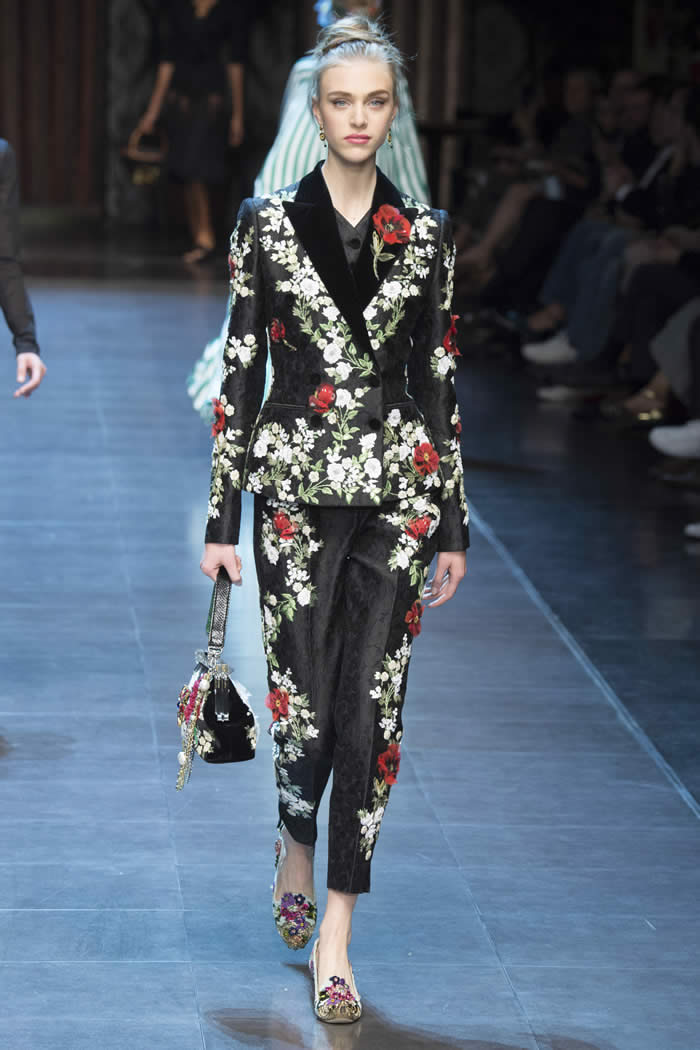 Spring 2016 Dolce & Gabbana Collection