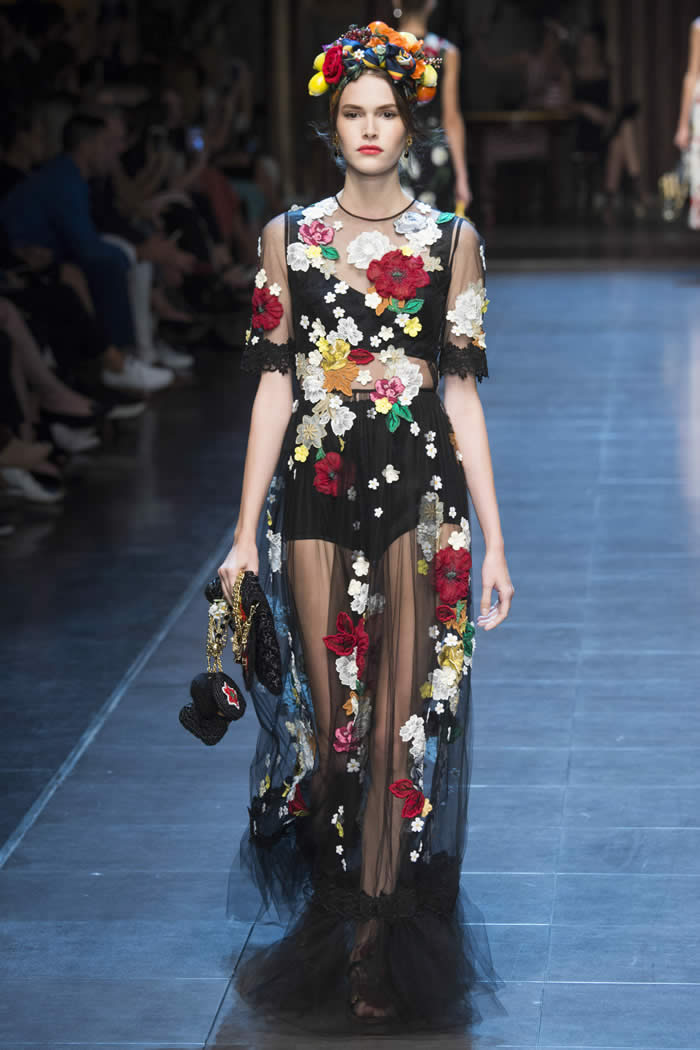 Latest Collection by Dolce & Gabbana Spring 2016