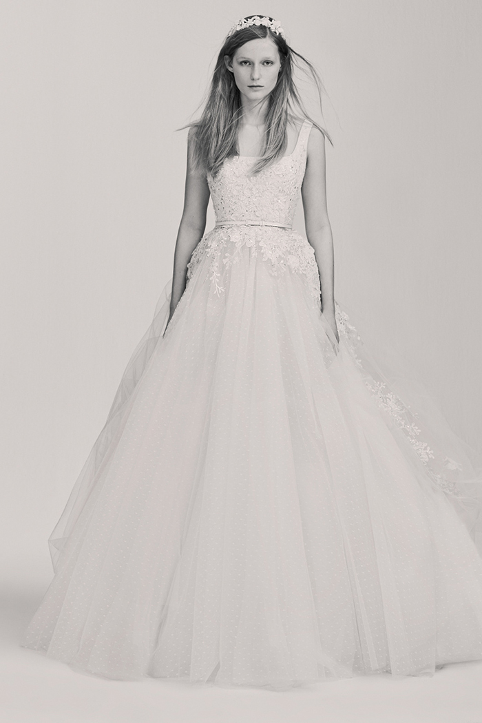 2017 Elie Saab Collection