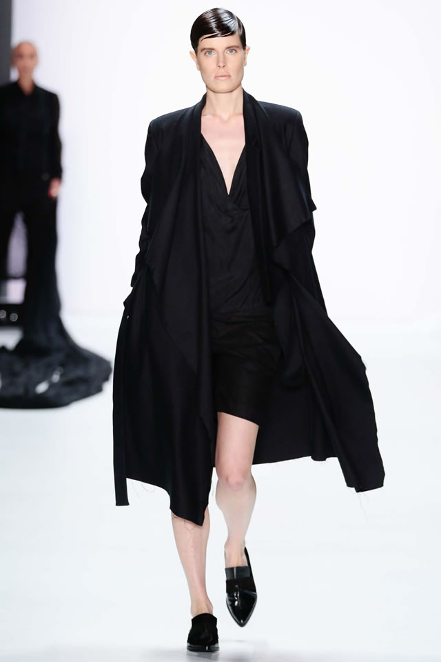 ESTHER PERBANDT  Berlin 2016 Spring Collection