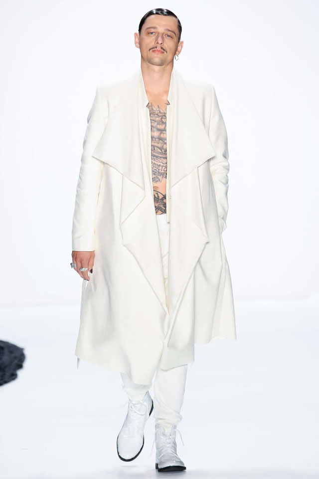 2016 ESTHER PERBANDT  Berlin Collection