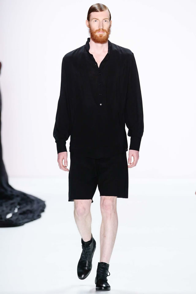 ESTHER PERBANDT  2016 Berlin Collection