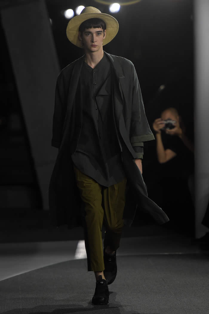 FACTOTUM  Tokyo 2016 S/S Collection