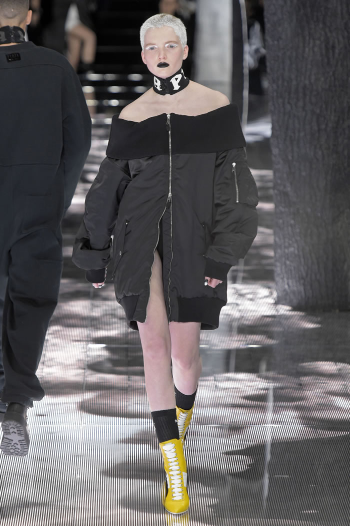 Fenty Puma by Rihanna Fall RTW   Collection