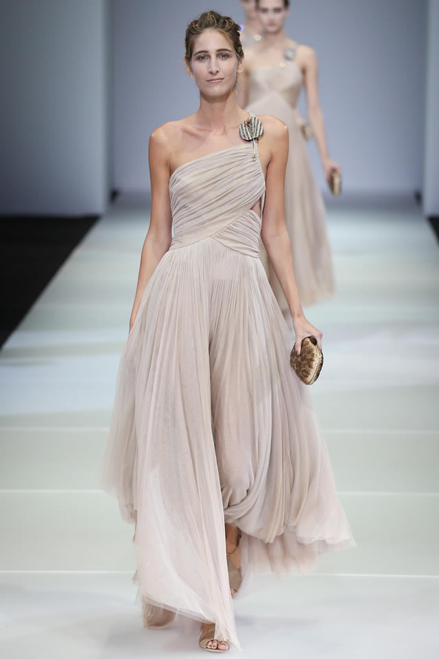 MILAN FASHION WEEK GIORGIO ARMANI S/S 2015 Collection