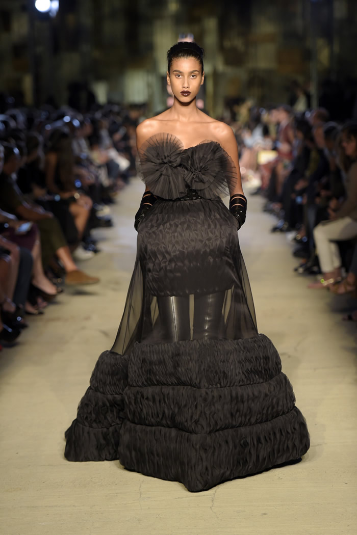 RTW Givenchy Collection