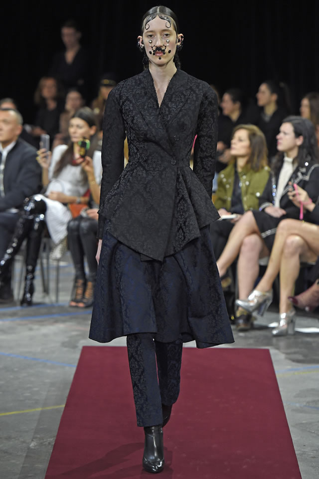 Givenchy  Fall 2015 Paris Collection