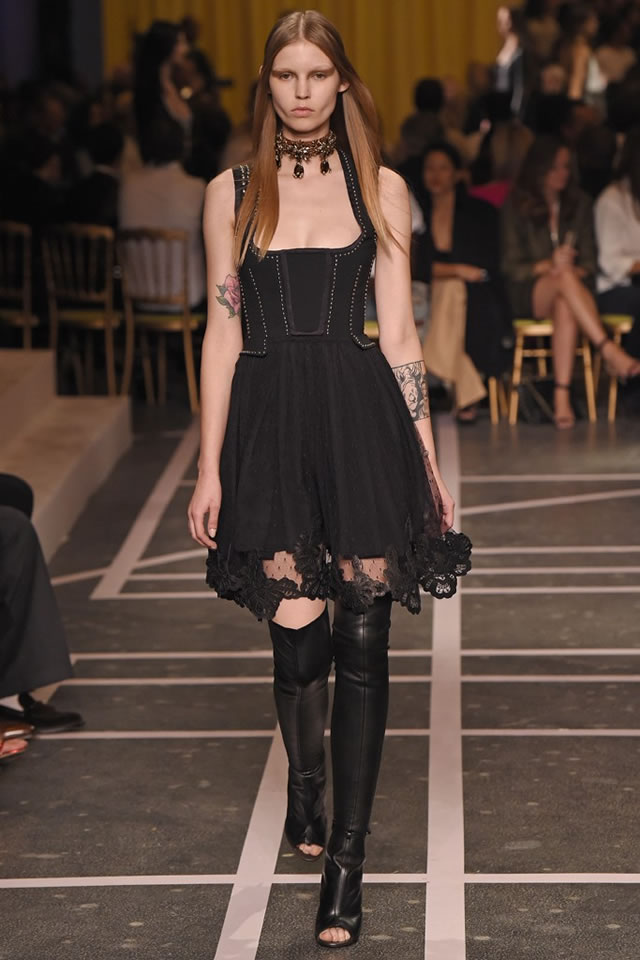 Paris Fashion Week S/S Givenchy 2015 Collection