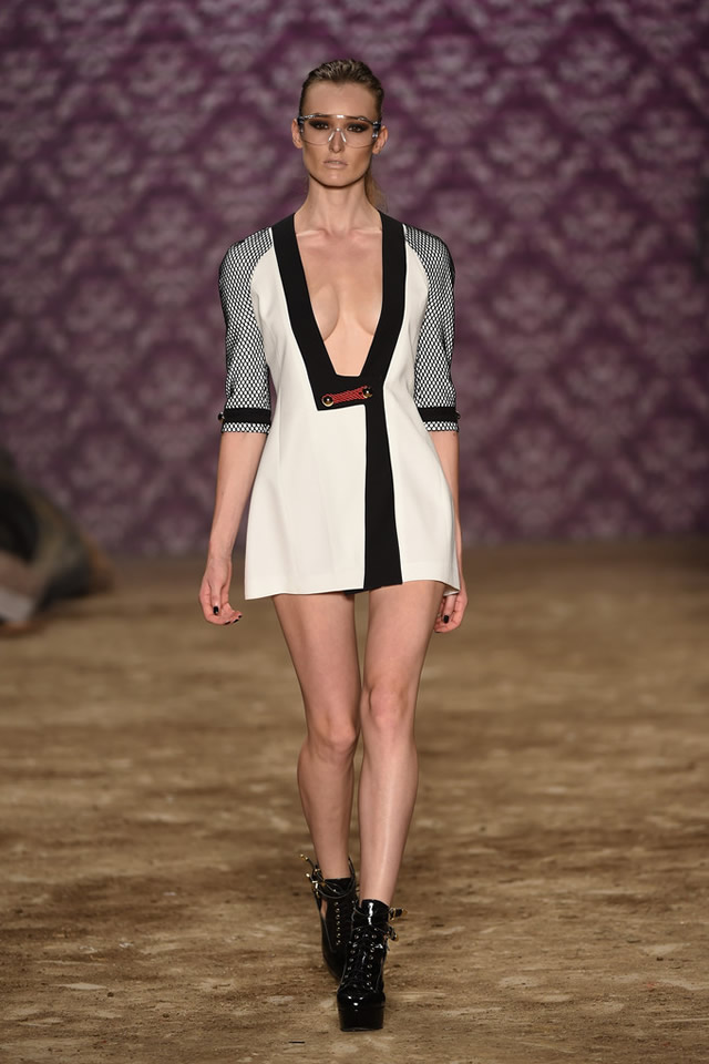 Hakan Akkaya MBFW Istanbul S/S Collection