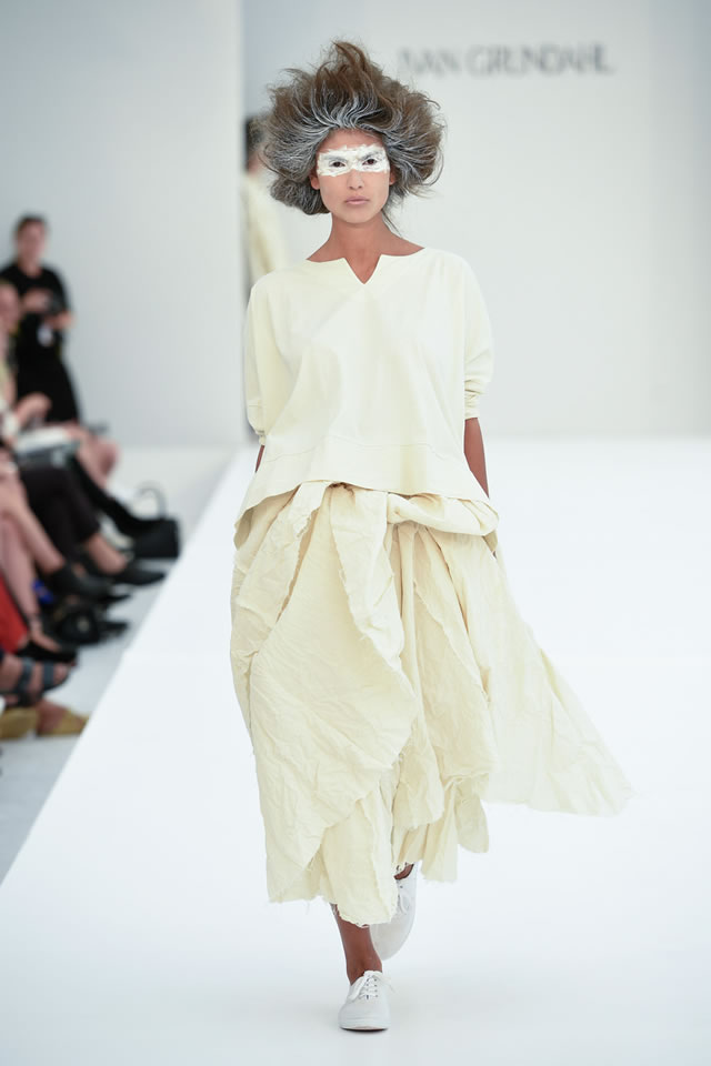 IVAN GRUNDAHL  Latest Copenhagen 2016 S/S Collection