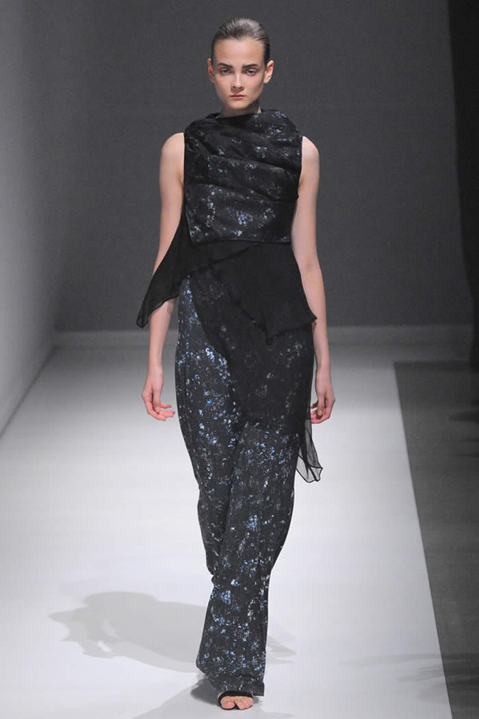 Latest Collection by JOHAN KU  Tokyo 2016 S/S