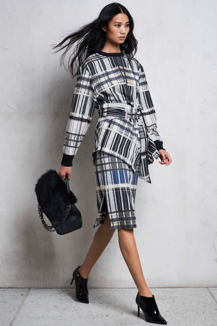 Kimora Lee Simmons Pre Fall   Collection