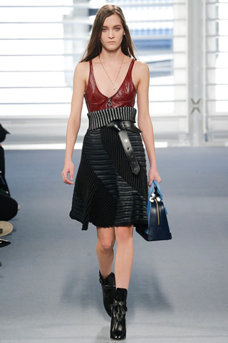 2014 Latest Louis Vuitton Paris Collection