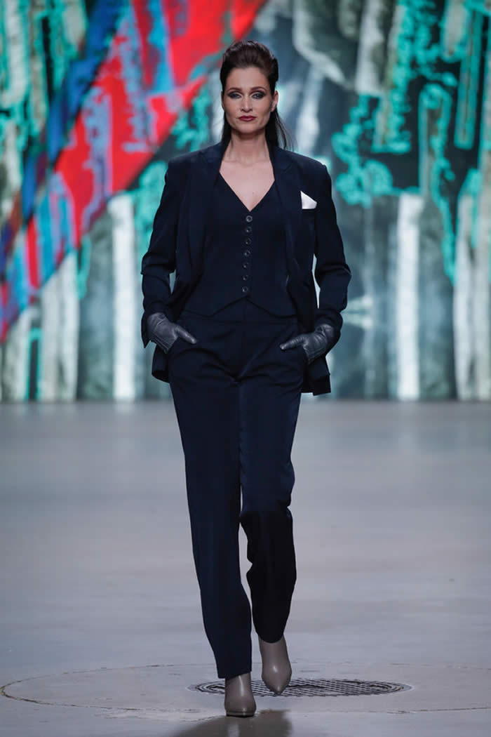 Latest Monique Collignon Collection 2016