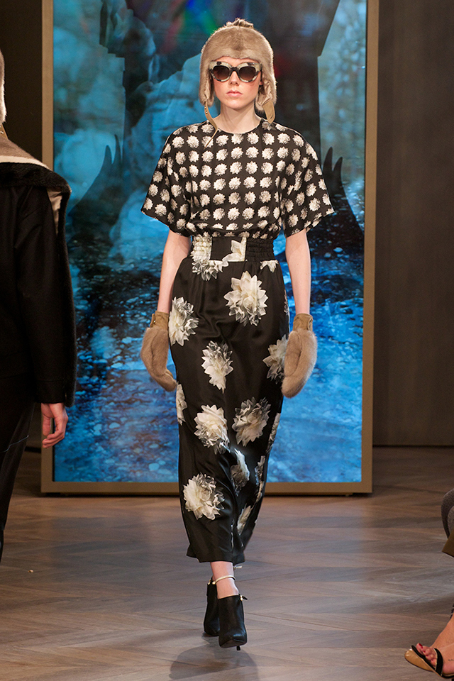 Max Mara Latest 2016 RESORT Collection