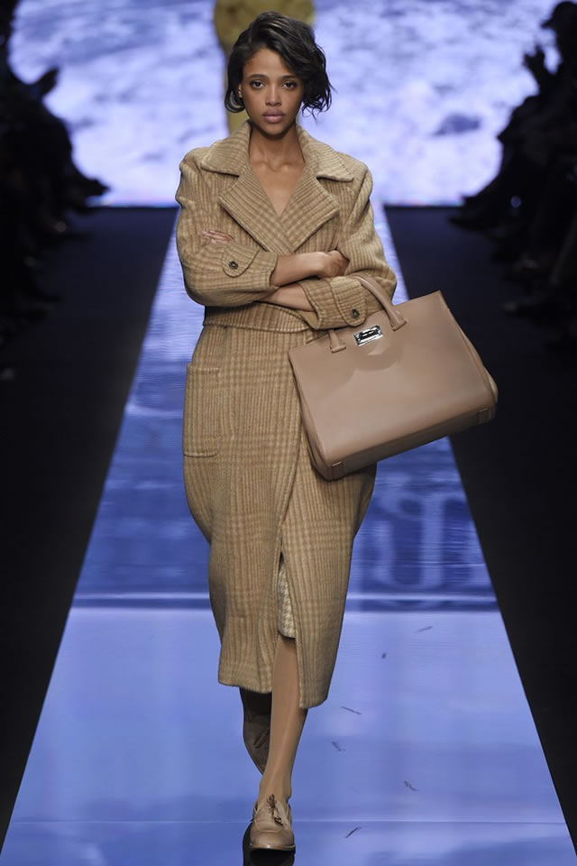 Milan Latest MAX MARA  Fall Collection