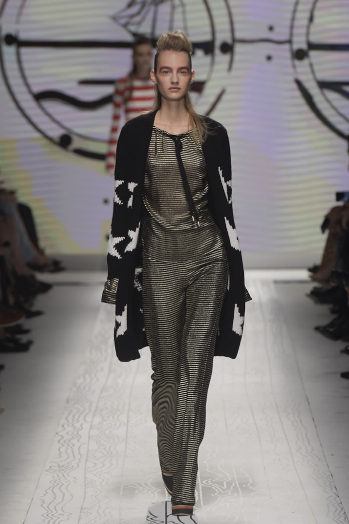 Max Mara RTW 2016 Spring Collection