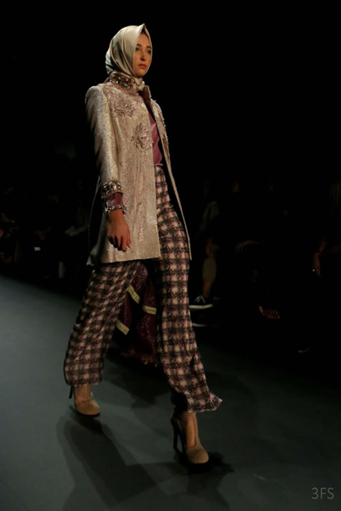 Anniesa Hasibuan Hijab 2017 Fall Collection