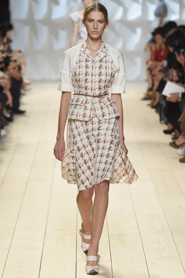 Paris Fashion Week S/S Nina Ricci 2015 Collection
