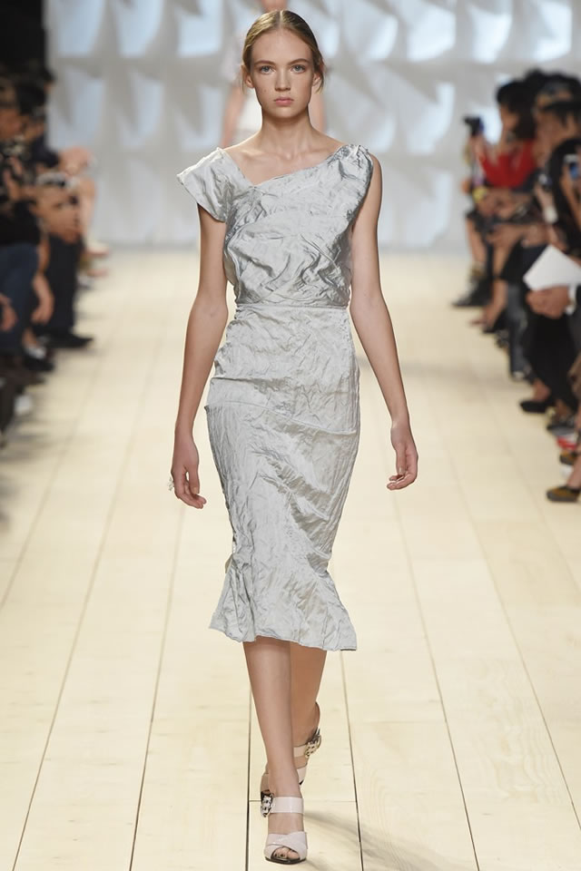 Paris Fashion Week S/S Nina Ricci Collection
