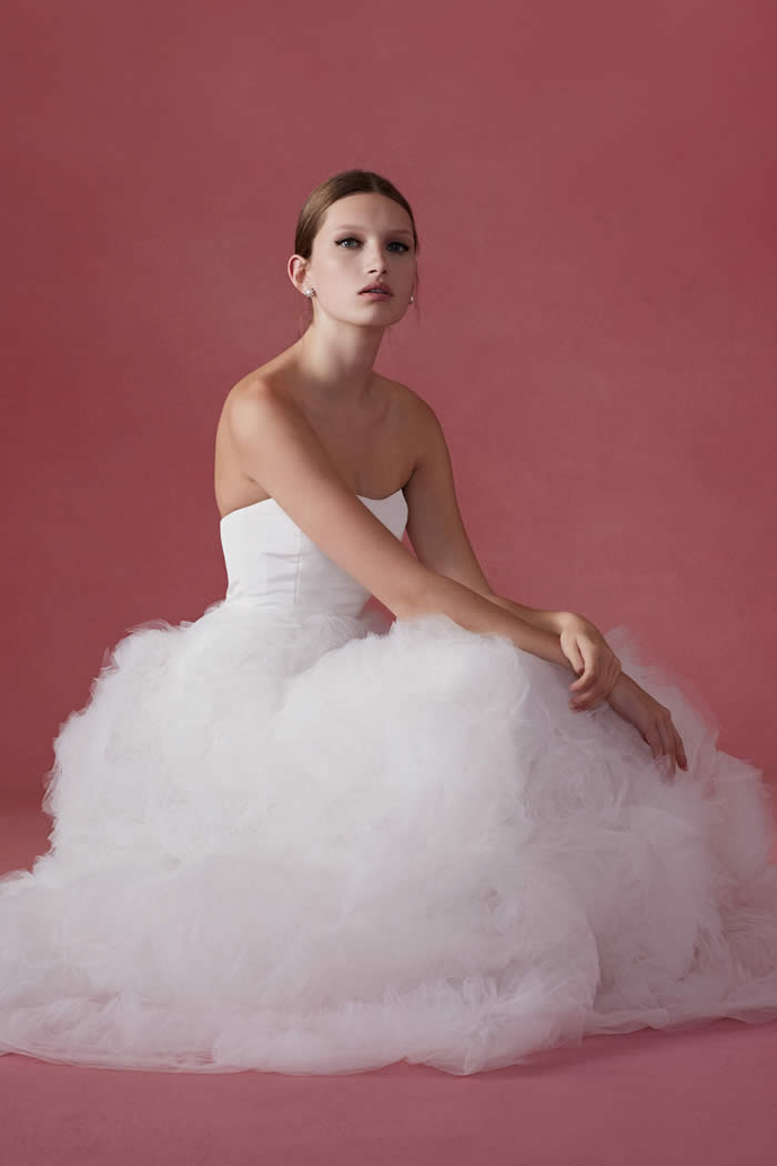 RTW 2016 Oscar de la Renta Fall Bridal  Collection