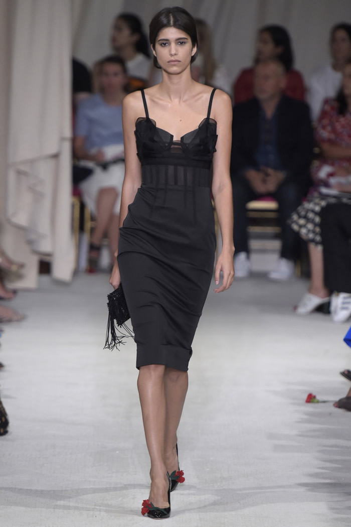 Oscar de la Renta Latest Spring 2016 Collection