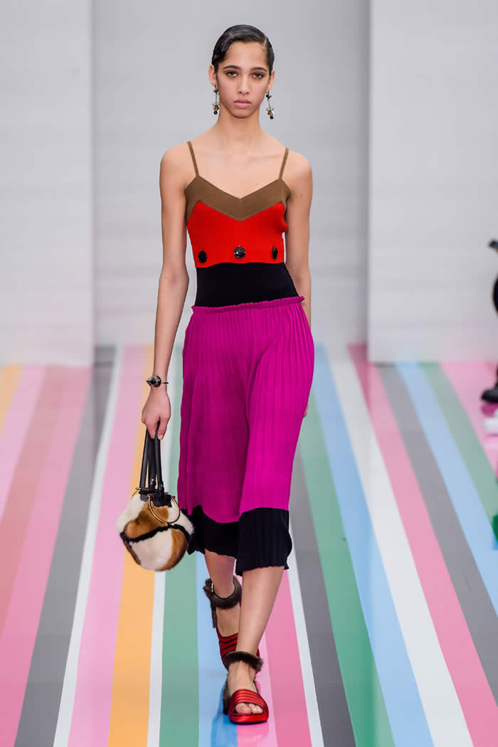 2016 Salvatore Ferragamo Latest Collection