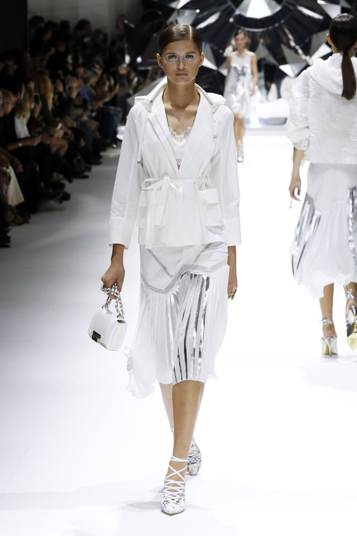 Shiatzy Chen Spring  2017 Collection