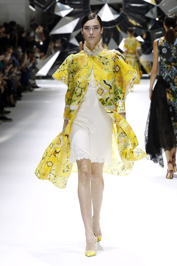 2017 Latest Shiatzy Chen  Spring  Collection