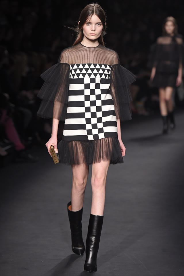 Fall Valentino  2015 Paris Collection