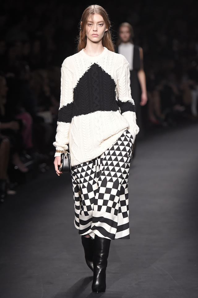 Paris 2015 Valentino  Fall Collection
