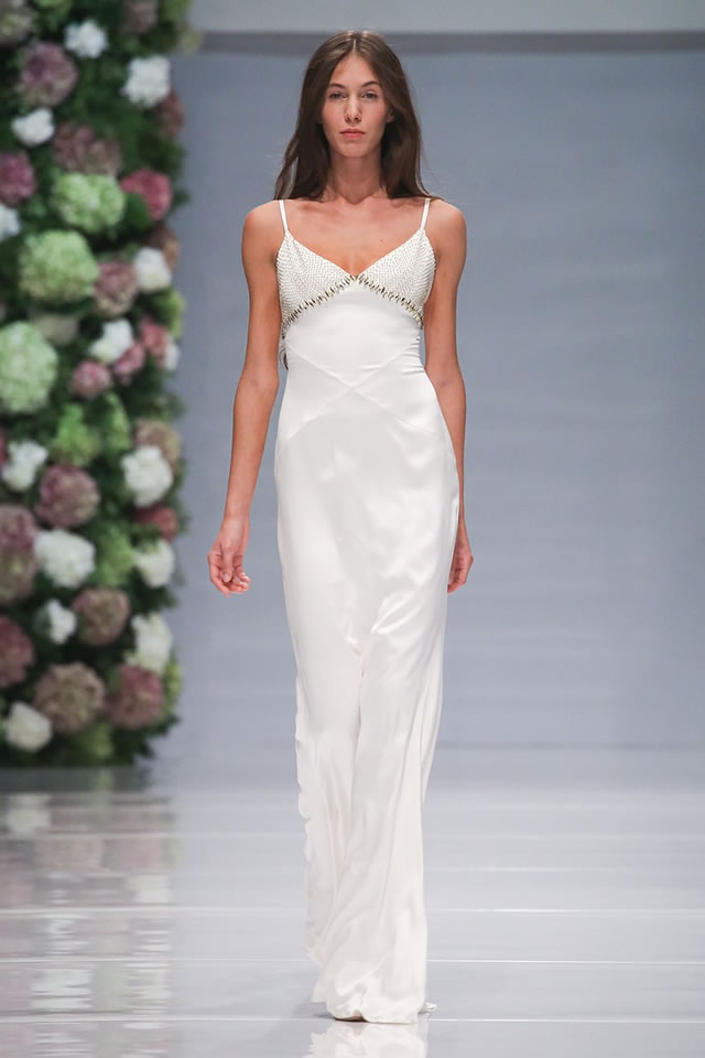 Resort 2015 Russia Valentin Yudashkin Collection