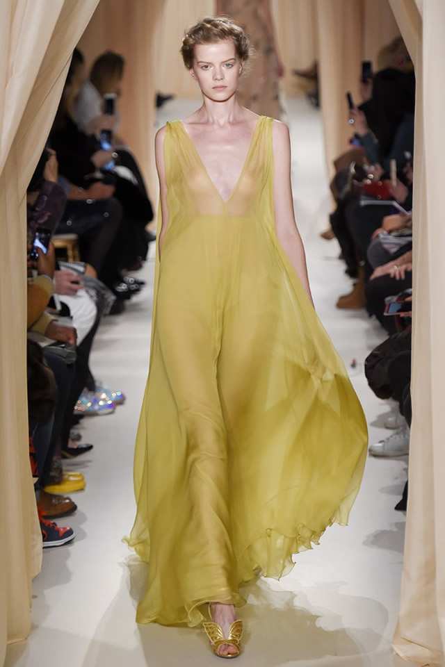 Paris SPRING 2015 Valentino Collection