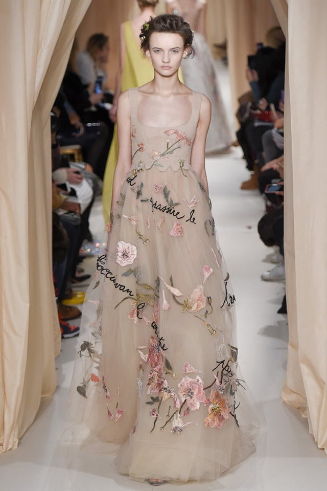 Latest Collection by Valentino Paris SPRING 2015