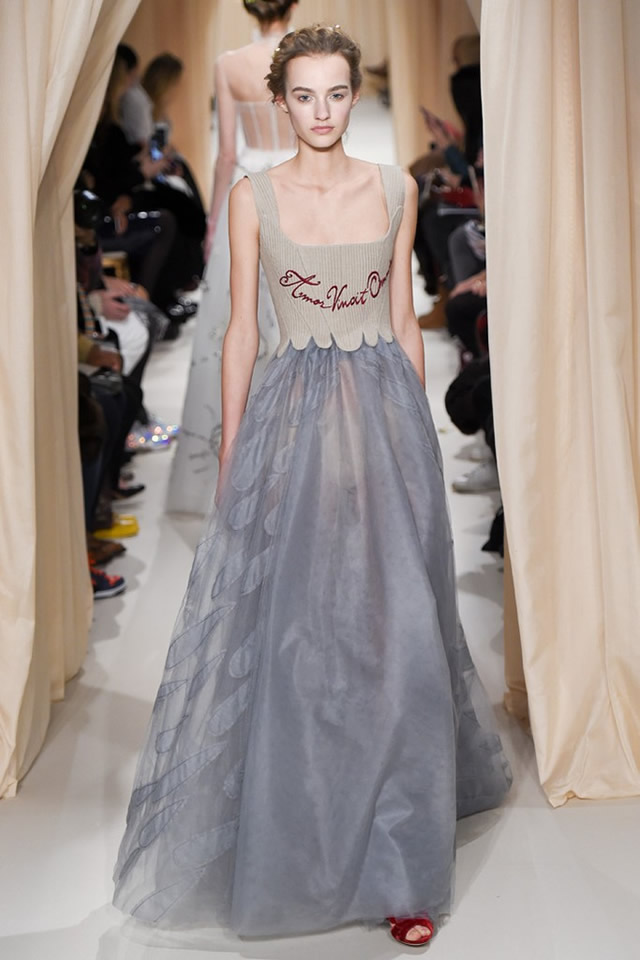 Latest Collection Paris SPRING 2015 by Valentino