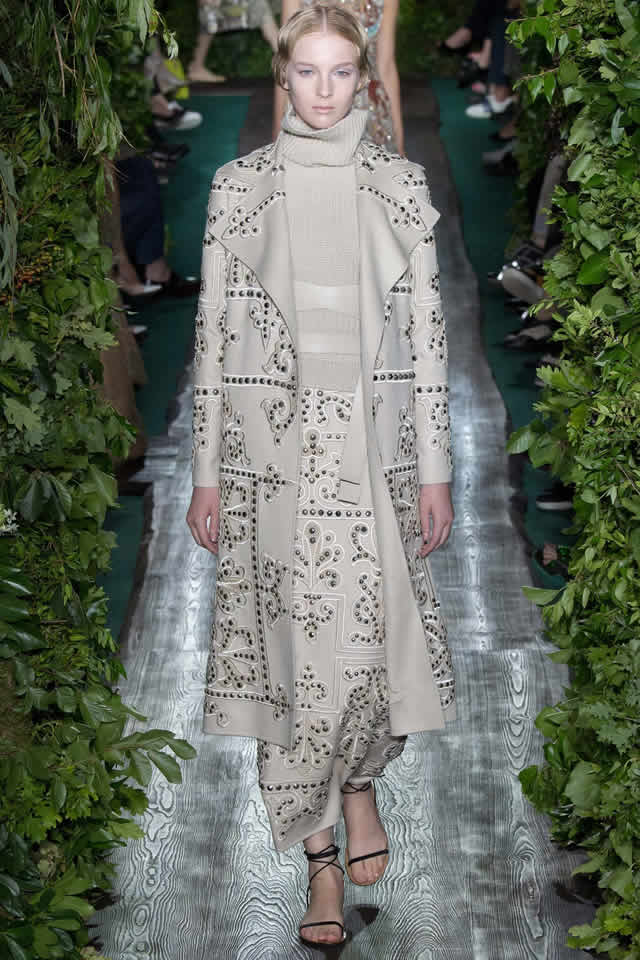 Latest Couture by Valentino Fall 2014