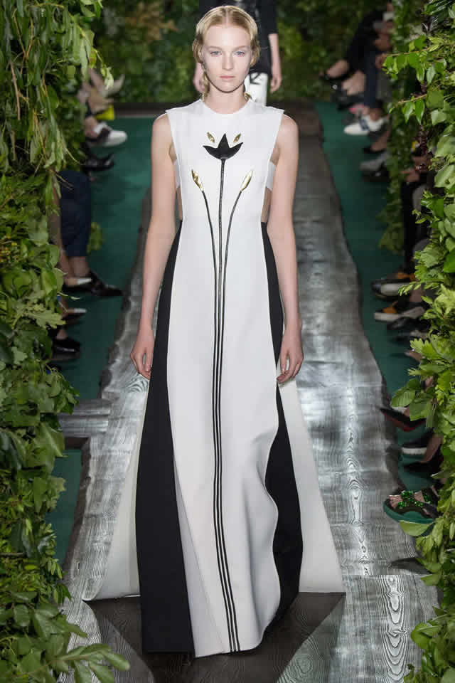 Valentino Fall 2014 Couture