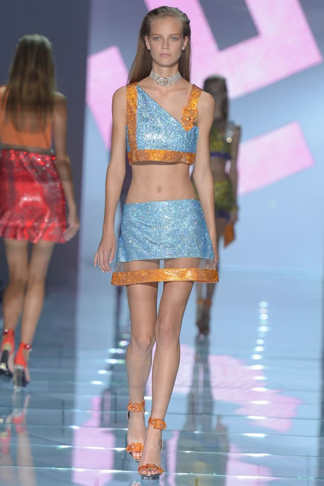 Milan Fashion Week S/S Latest Versace 2015 Collection