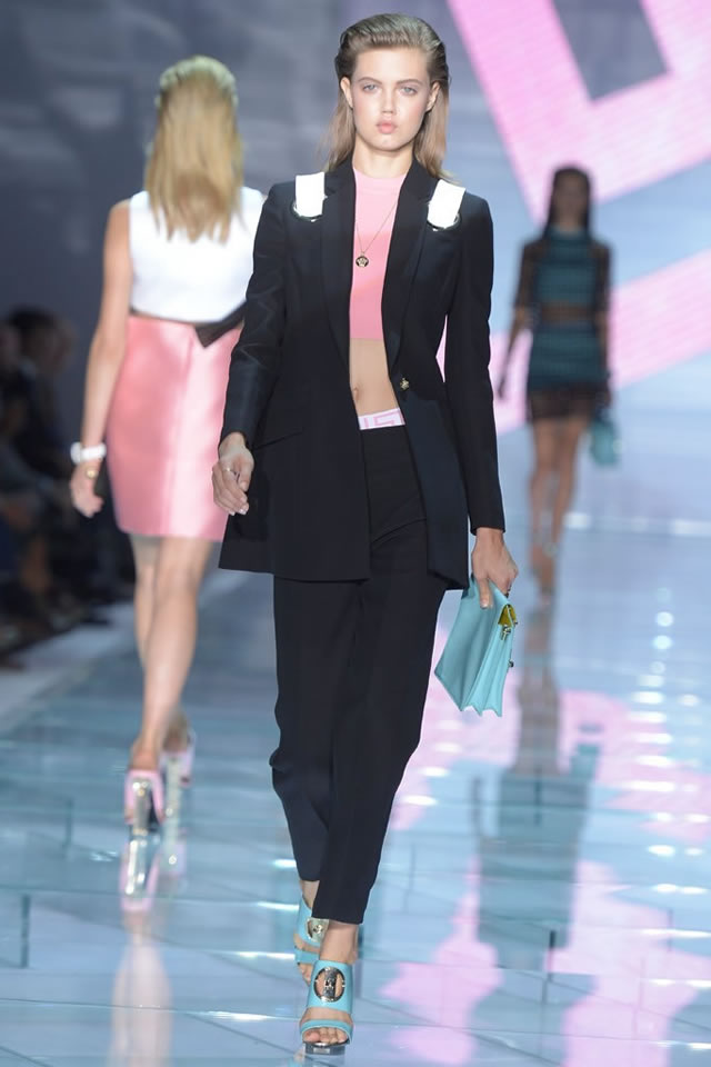 2015 Milan Fashion Week S/S Versace Collection