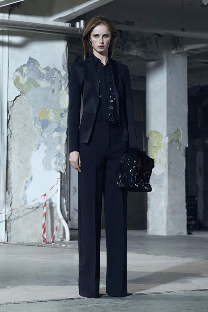 Latest Collection Pre-fall  2016 by Versace