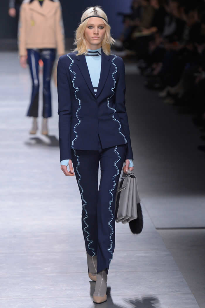 2016 LatestFall RTW Versace Collection