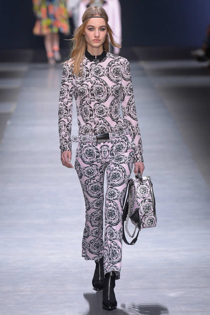 Versace Latest 2016 Fall RTW Collection