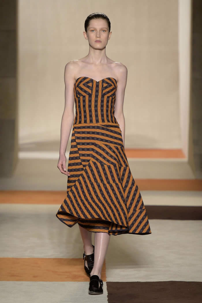 2016 Victoria Beckham Latest Collection