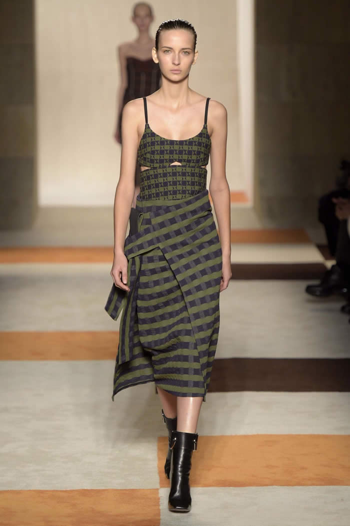 Victoria Beckham 2016 Latest Fall RTW  Collection