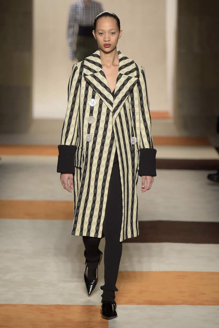 Latest Collection Fall RTW  by Victoria Beckham 2016
