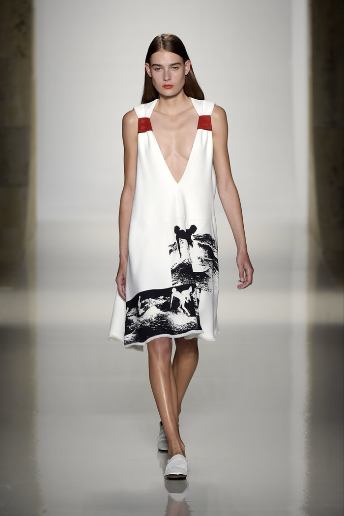 Victoria Beckham Latest Spring 2016 Collection