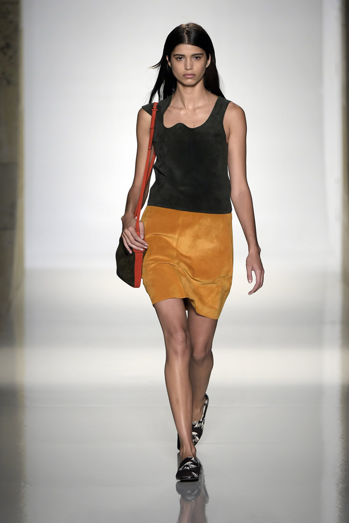 2016 Victoria Beckham Spring Collection