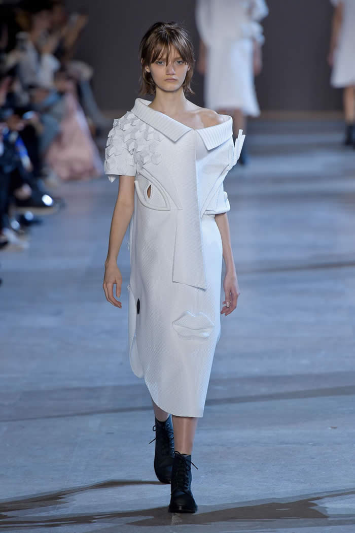 Viktor & Rolf 2016  Spring  Collection